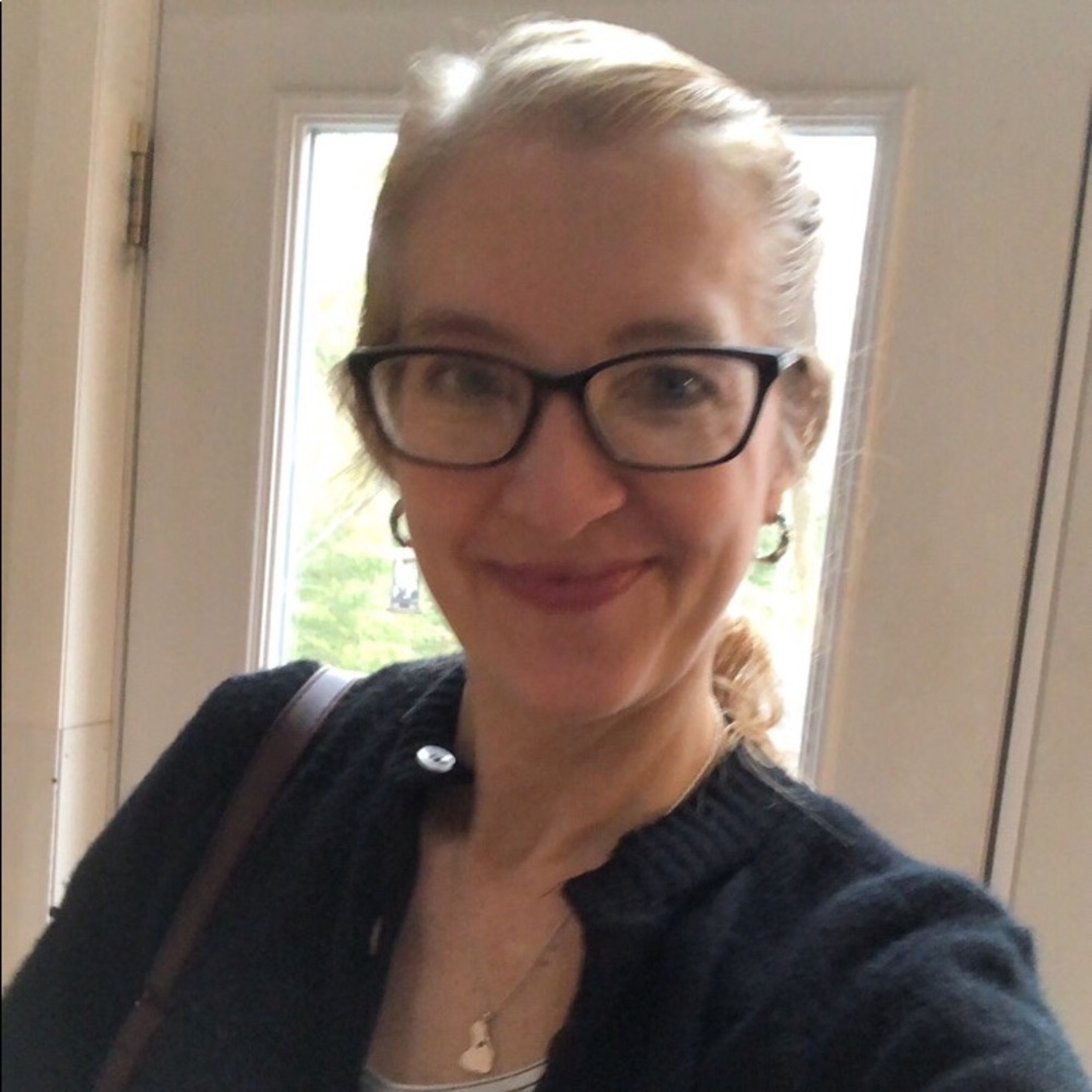 Meet your Posher, Lisa
